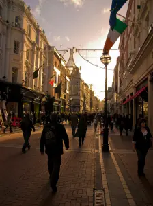 Zona comercial en Dublín. Esta ciudad es el destino perfecto para ir de compras.