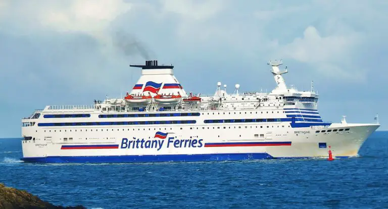 Ferry de la compañía Brittany Ferries.
