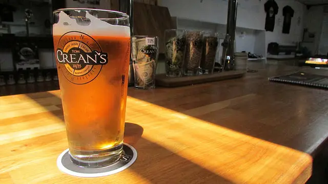 Elaborada en el condado de Kerry, la Tom Crean's es una cerveza bastante buena y agradable.
